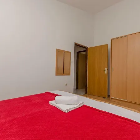 Apartment Sklopina Starigrad Paklenica